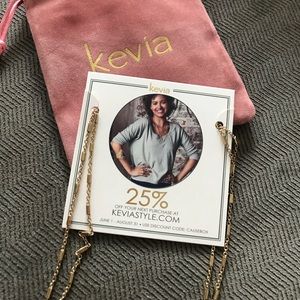 Long necklace can wear as choker as well